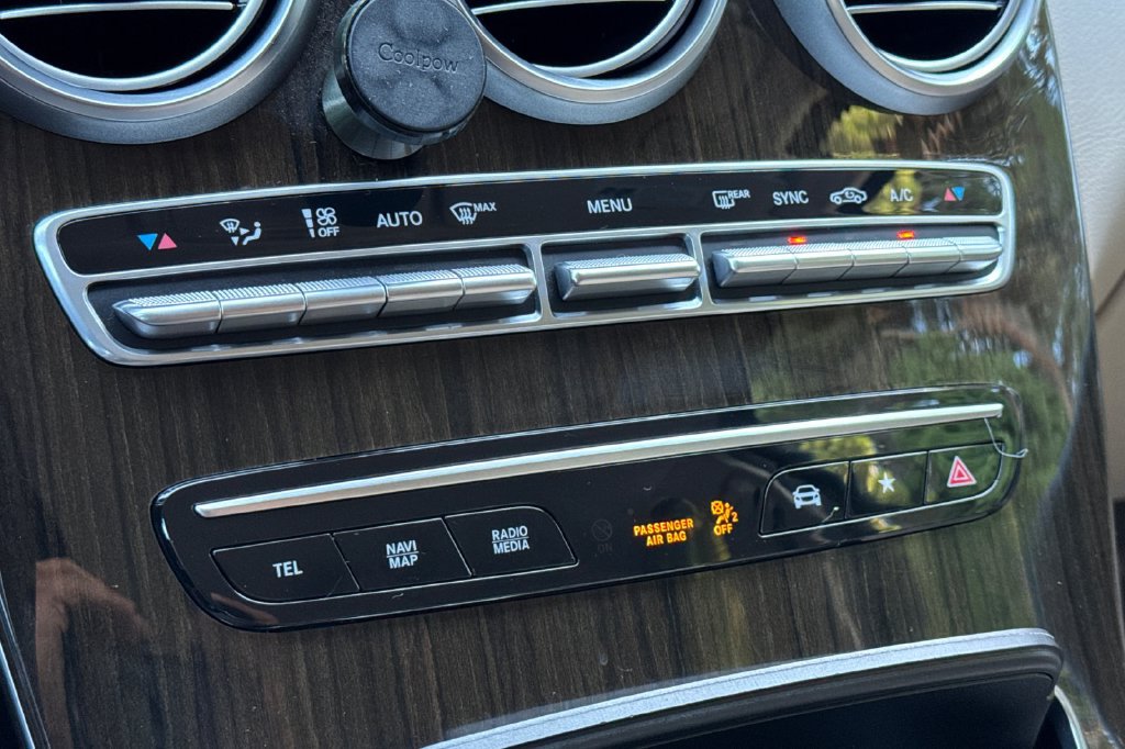 Used 2020 Mercedes-Benz GLC 300 4MATIC image 19