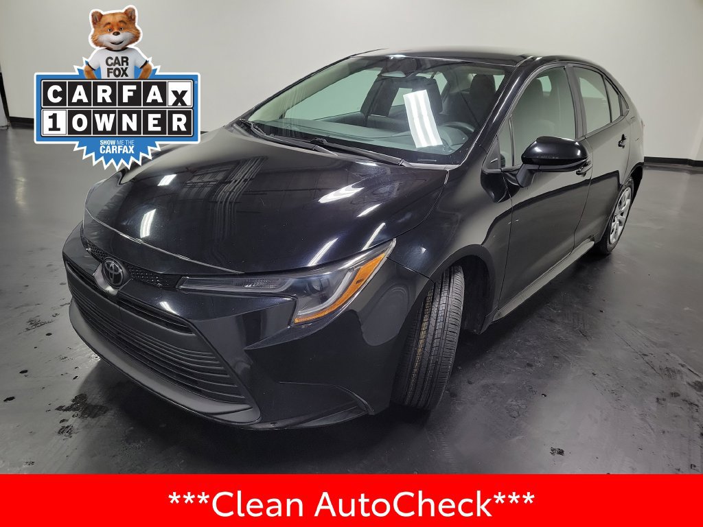 Used 2024 Toyota Corolla LE FWD image 4