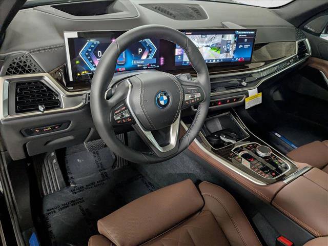 Used 2026 BMW X5 xDrive50e AWD/4WD image 3