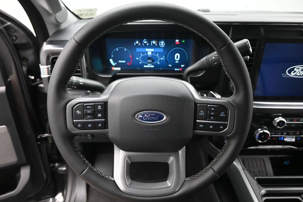 New 2026 Ford F250 Lariat w/ Black Appearance Package AWD/4WD image 13