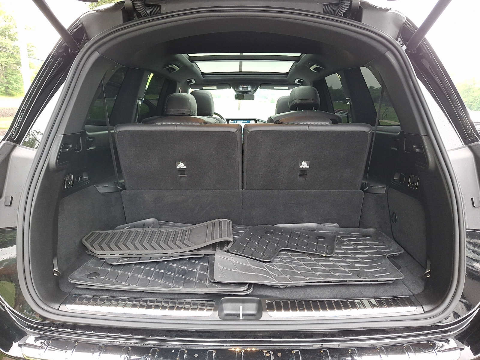 Used 2025 Mercedes-Benz GLS 450 4MATIC image 26