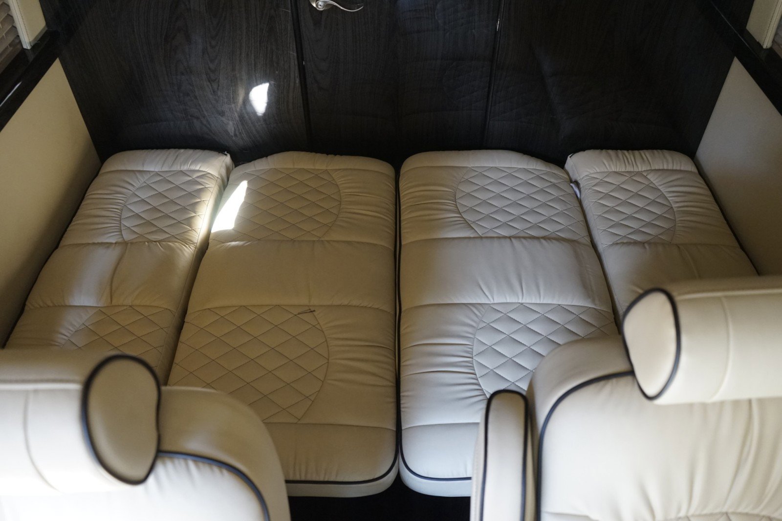 Used 2017 Mercedes-Benz Sprinter 3500 image 29