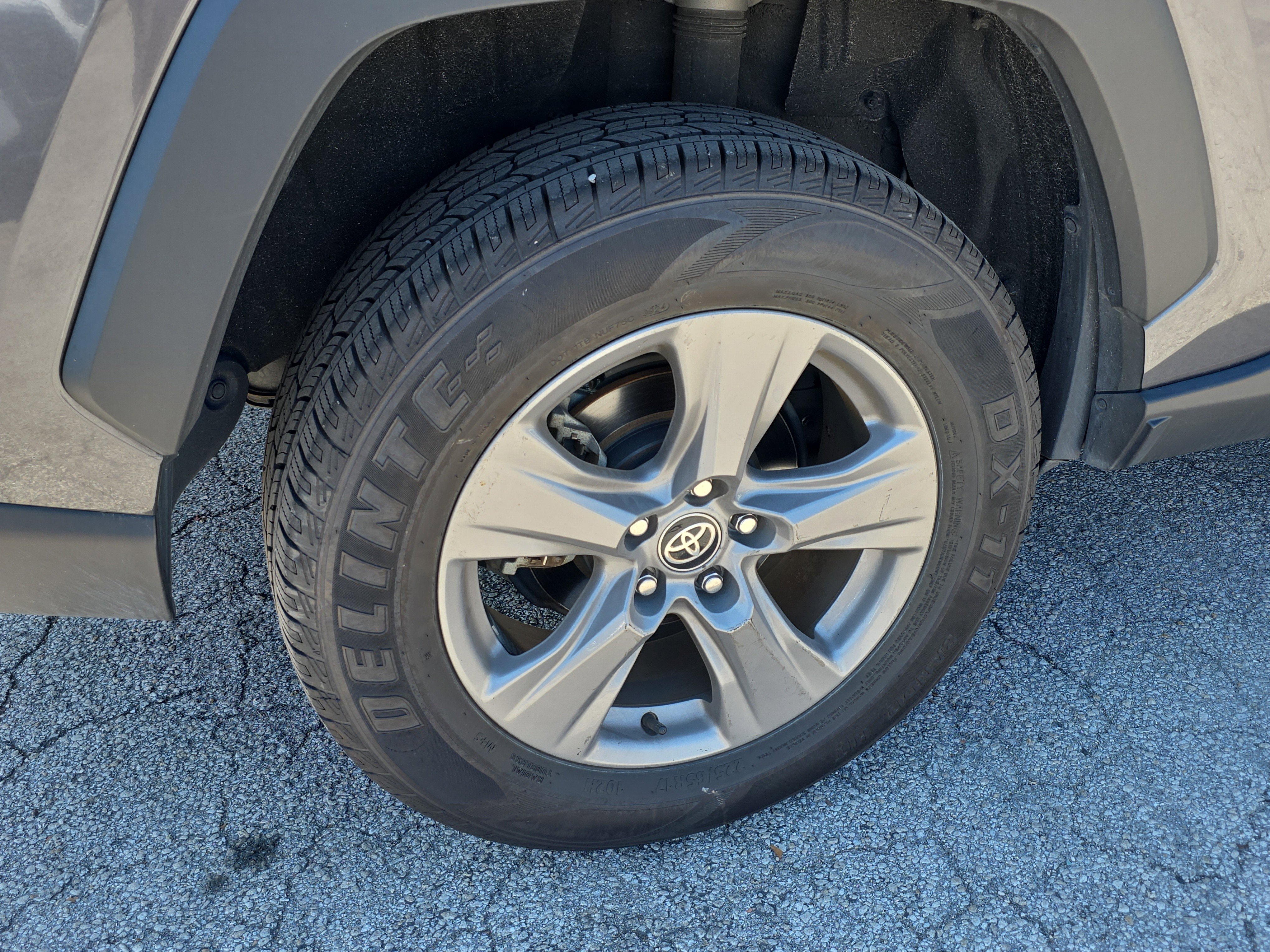 Used 2024 Toyota RAV4 XLE image 8