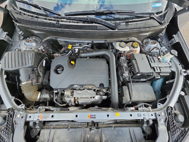 Used 2024 GMC Terrain AT4 w/ Tech Package AWD/4WD image 22