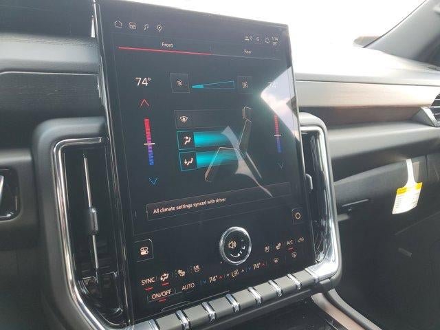 New 2026 GMC Yukon XL Denali image 24