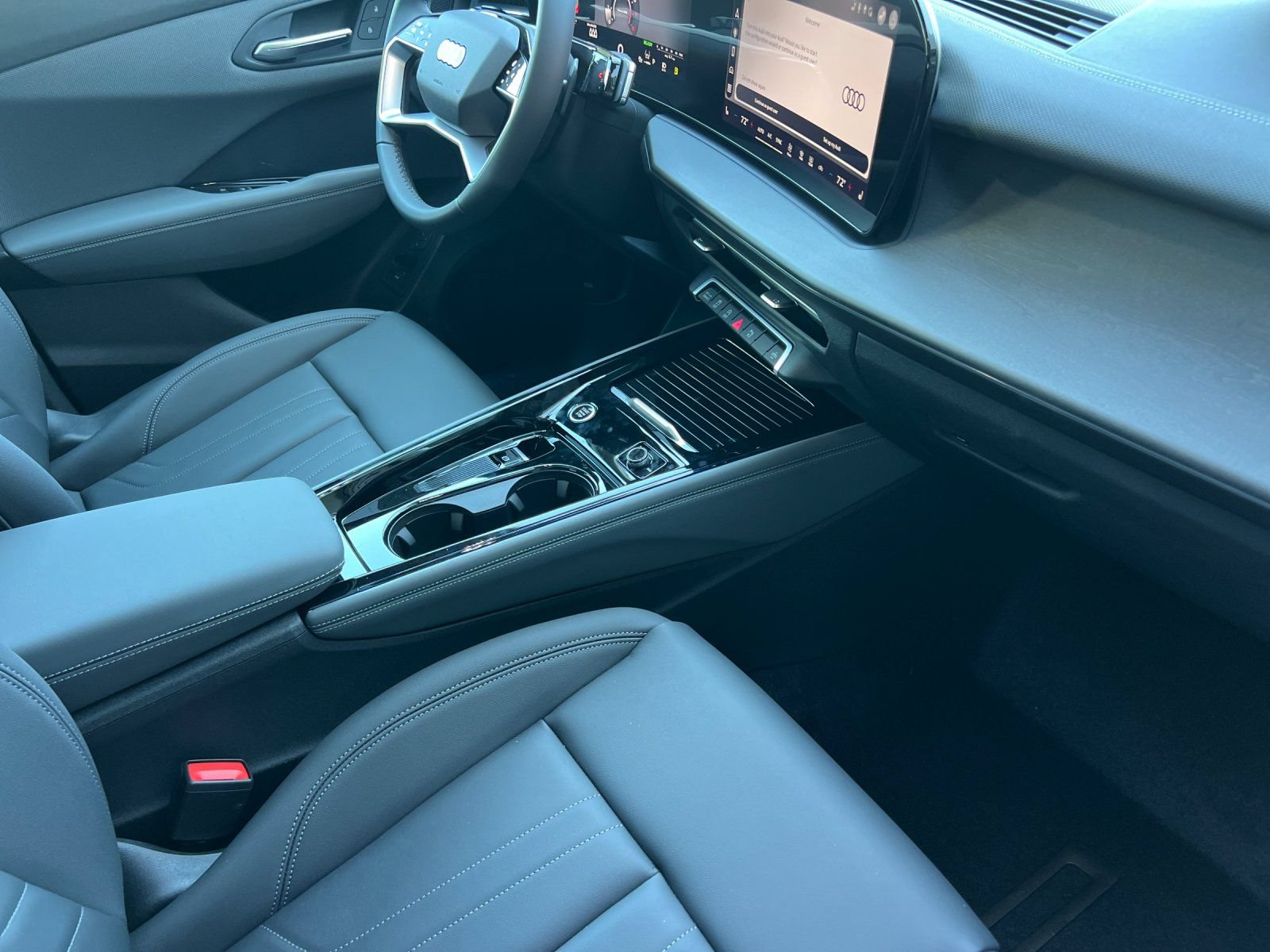New 2026 Audi Q3 quattro 2.0T AWD/4WD image 16