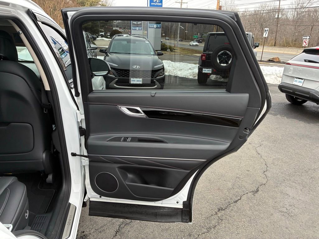 Used 2025 Genesis GV80 2.5T image 49