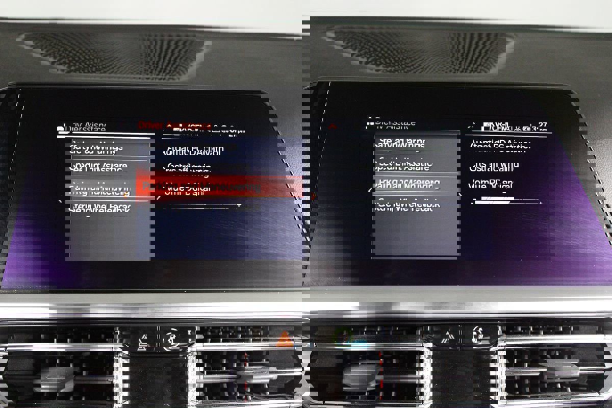 Used 2022 BMW 230i Coupe w/ Convenience Package image 13