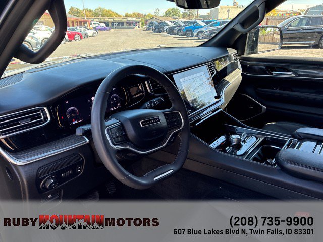 Used 2022 Jeep Wagoneer Series III w/ Convenience Group I AWD/4WD image 12