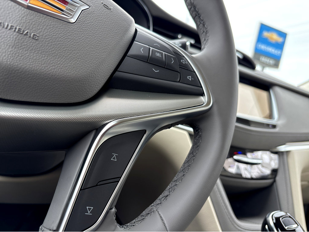 New 2026 Cadillac XT5 Premium Luxury AWD/4WD image 17