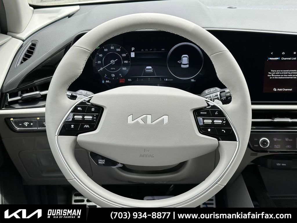 New 2025 Kia Niro Wave w/ Wave Preserve Package image 14