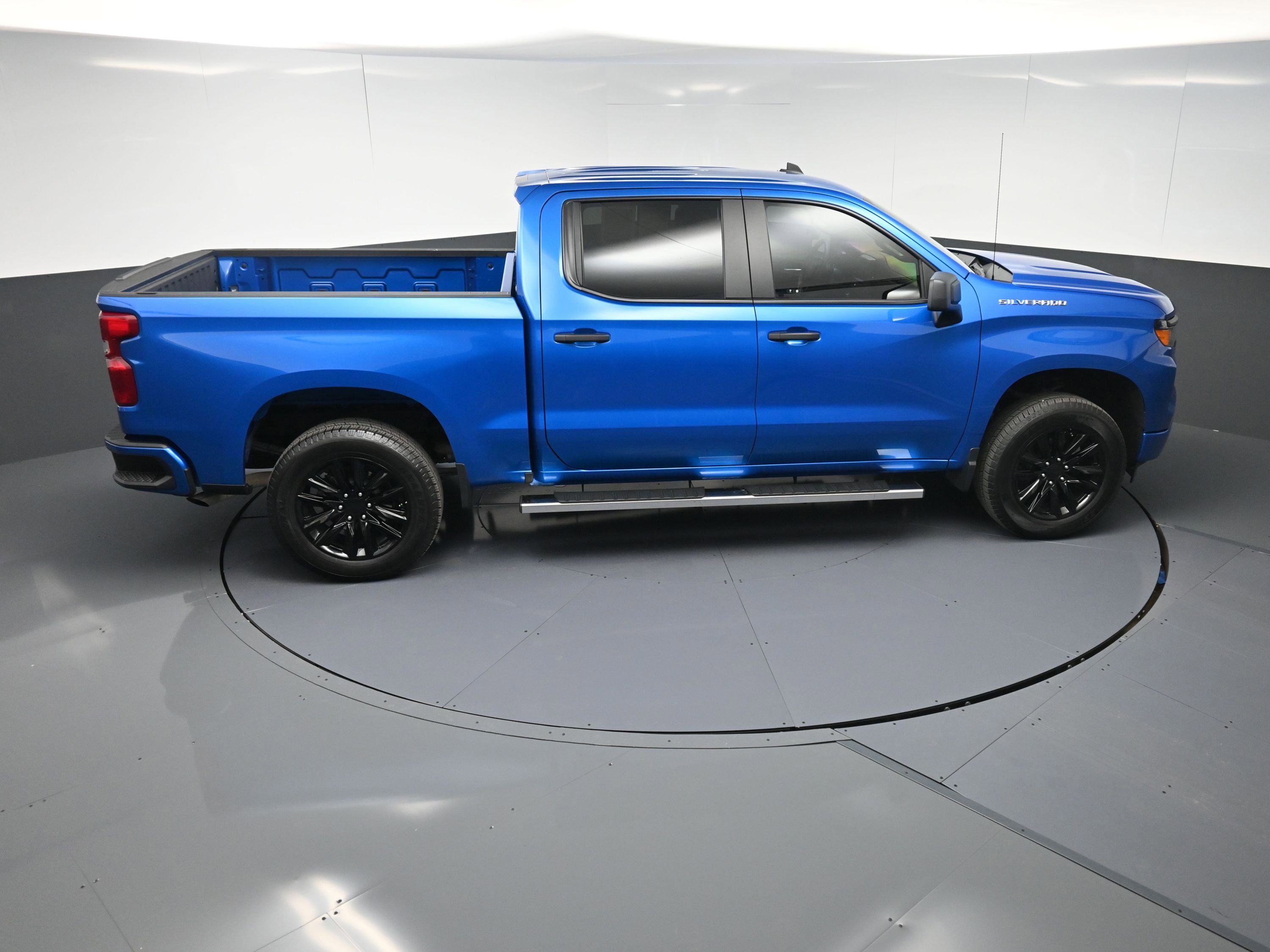 Certified 2024 Chevrolet Silverado 1500 Custom image 32