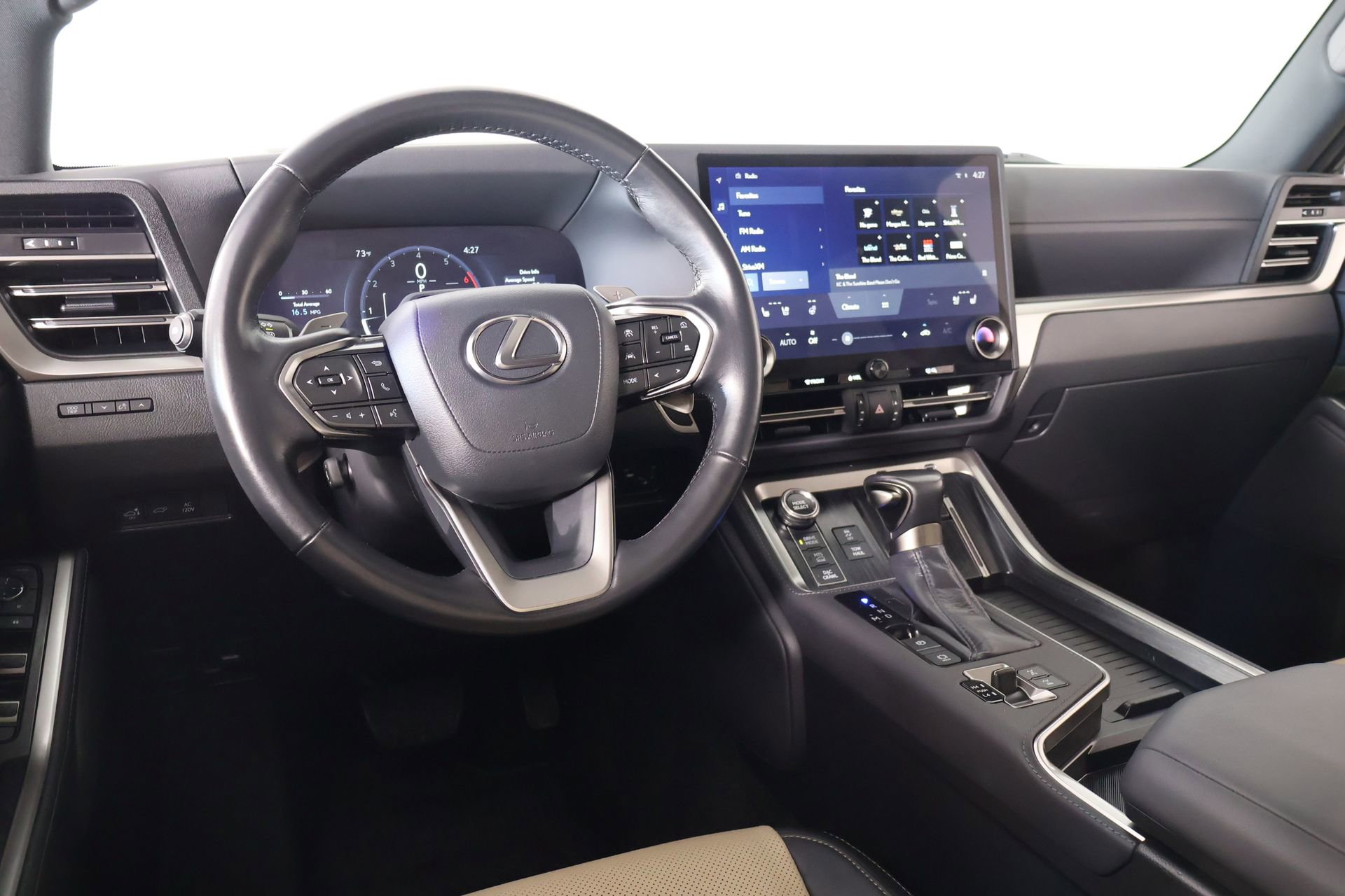 Used 2024 Lexus GX 550 AWD/4WD image 2