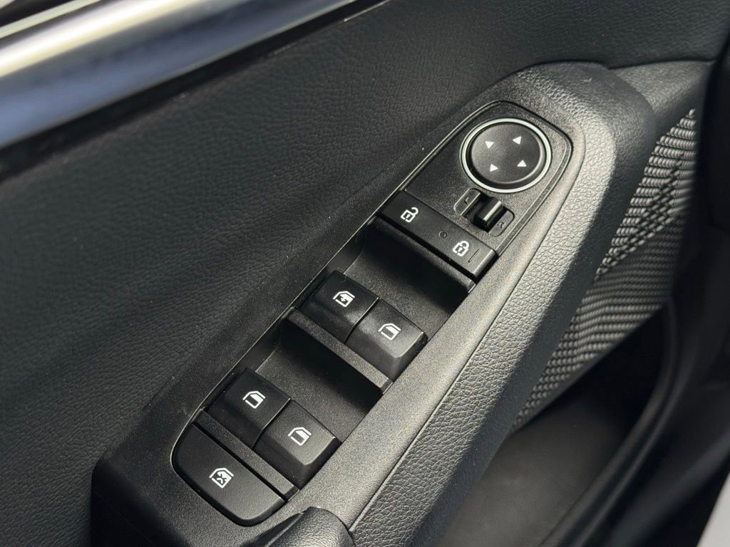 Used 2022 Kia Seltos Nightfall Edition image 27