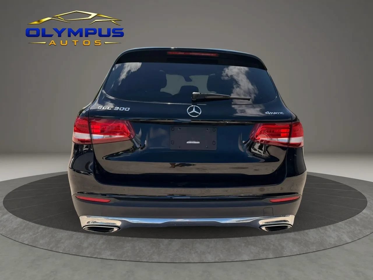 Used 2019 Mercedes-Benz GLC 300 4MATIC w/ Premium Package image 6