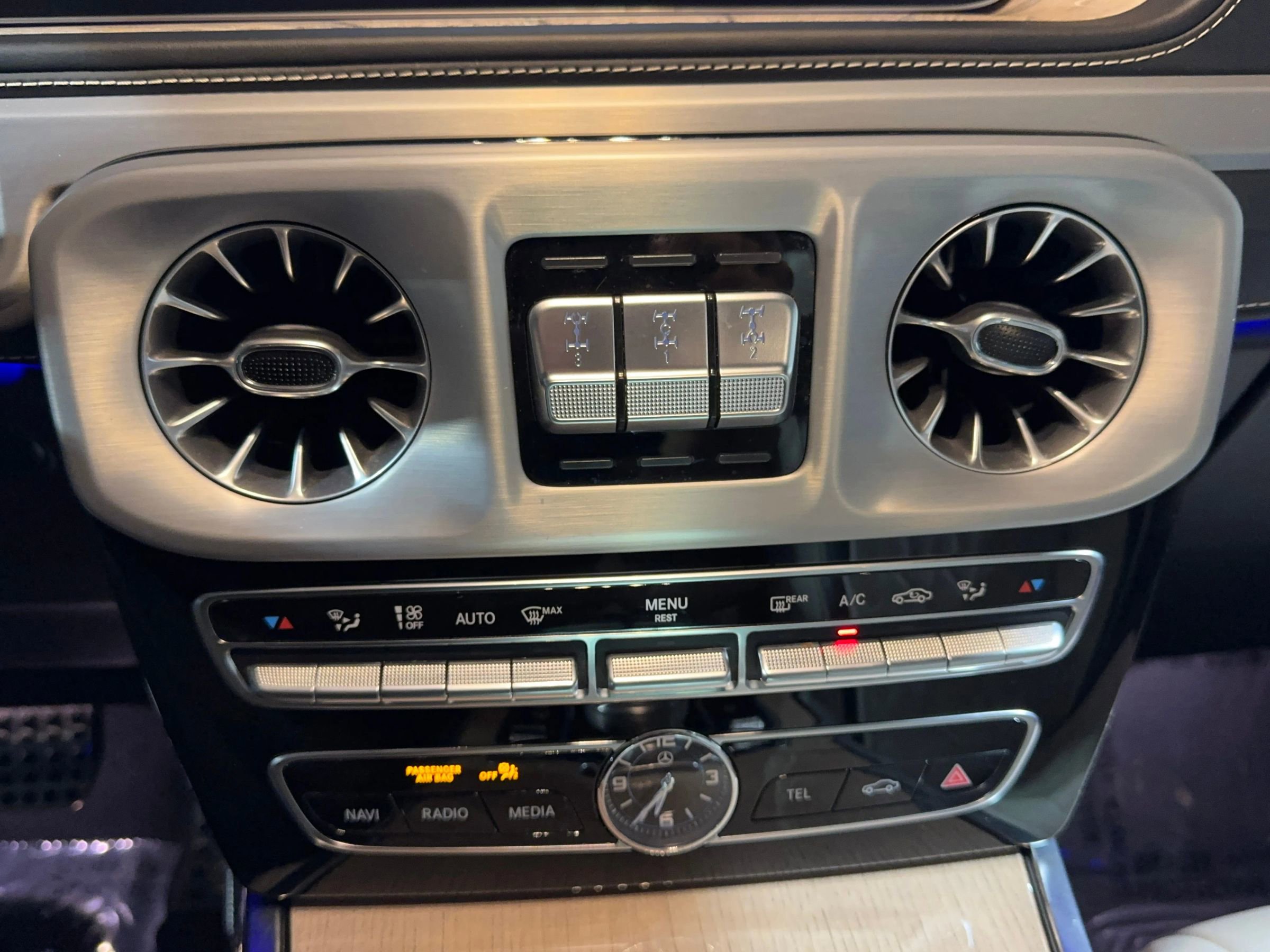 Used 2021 Mercedes-Benz G 550 G 550 image 36