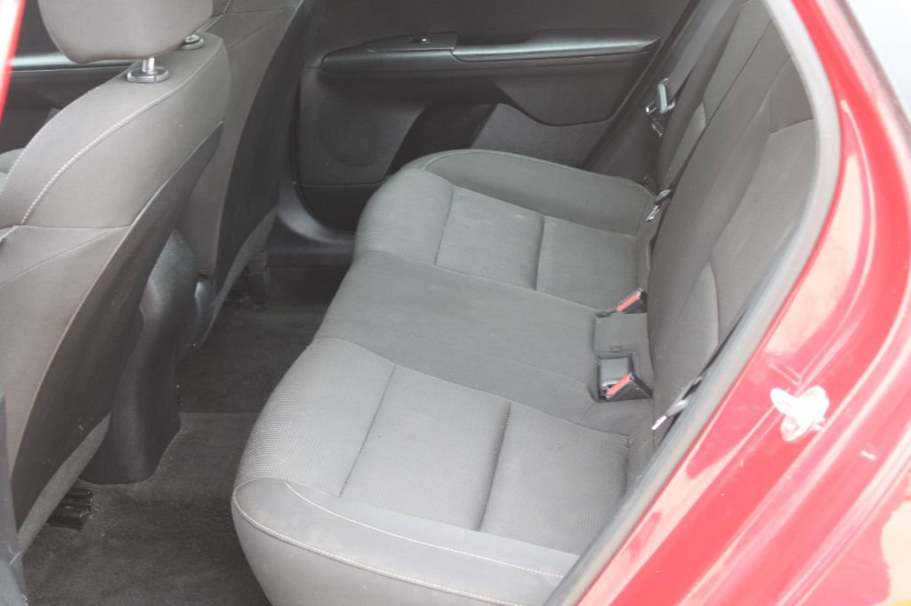 Used 2019 Kia Forte LXS FWD image 9
