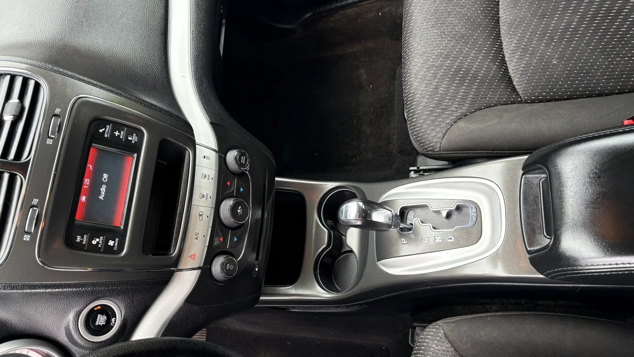 Used 2020 Dodge Journey SE FWD image 19