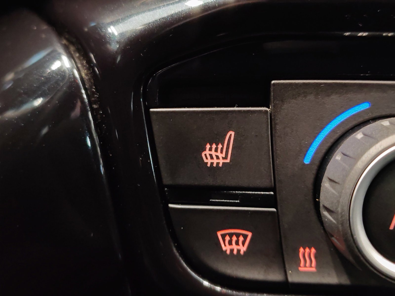 Used 2023 Toyota Supra Premium w/ Driver Assist Package image 4