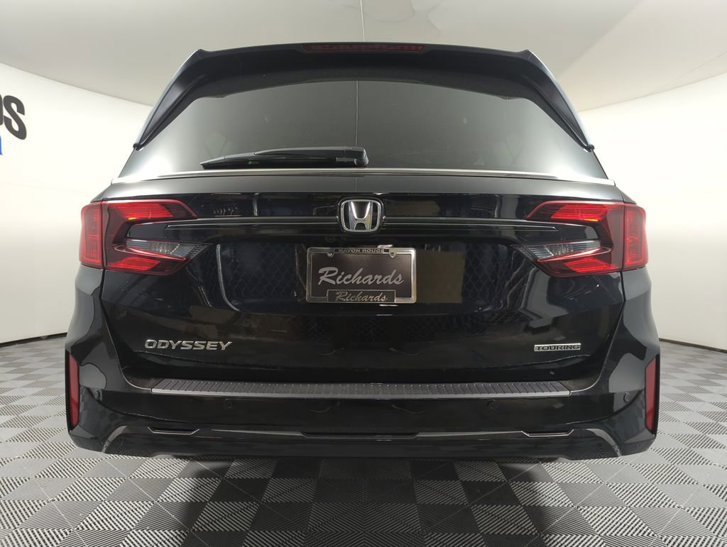 New 2026 Honda Odyssey Touring image 4