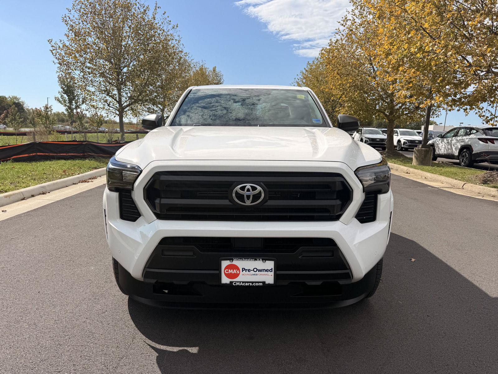 Used 2024 Toyota Tacoma SR w/ SR Upgrade Package RWD image 3