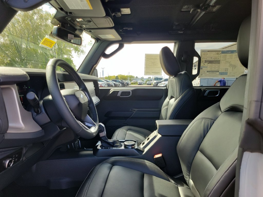 New 2026 Ford Bronco Outer Banks AWD/4WD image 18