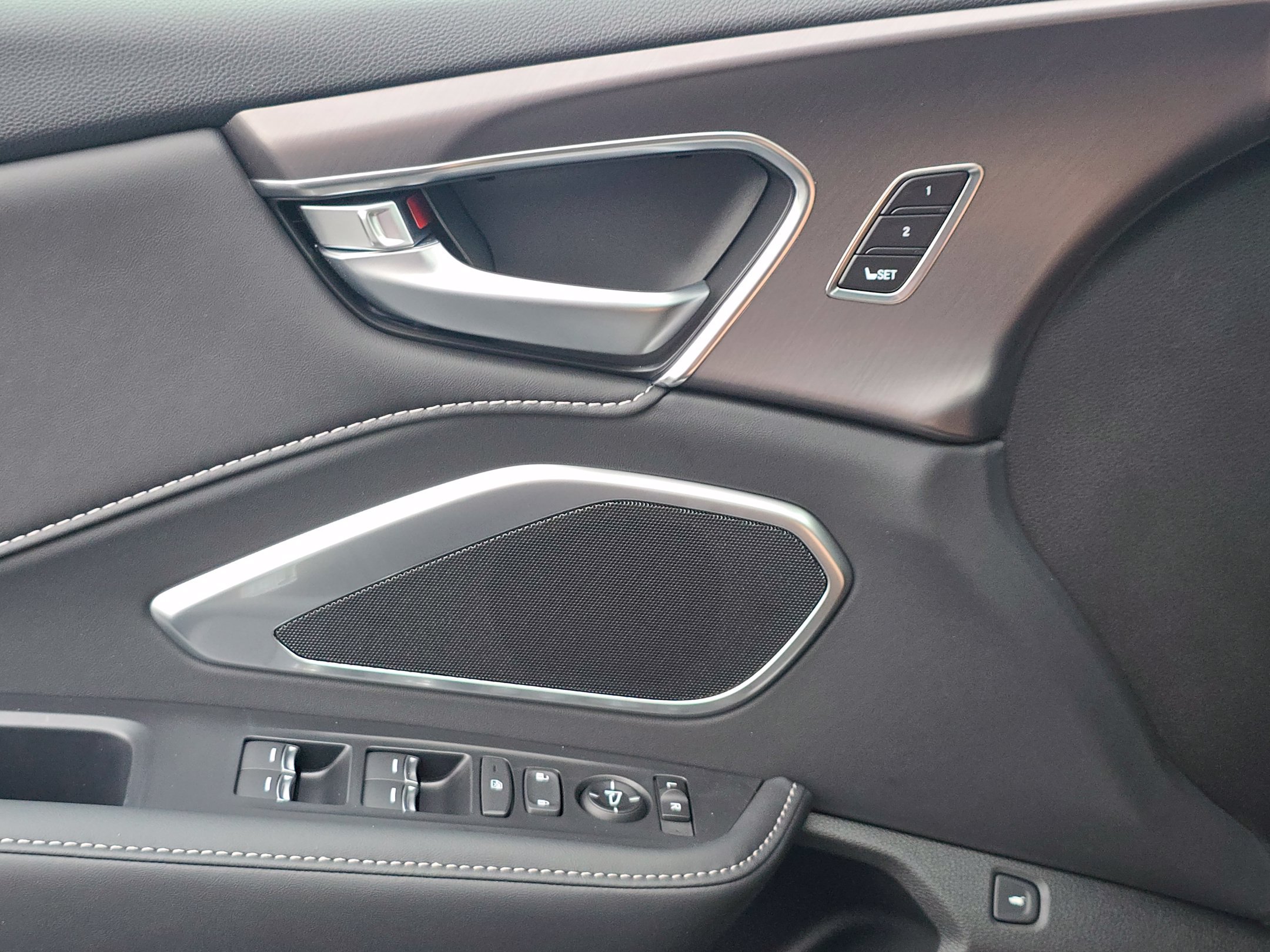 New 2026 Acura RDX SH-AWD image 21