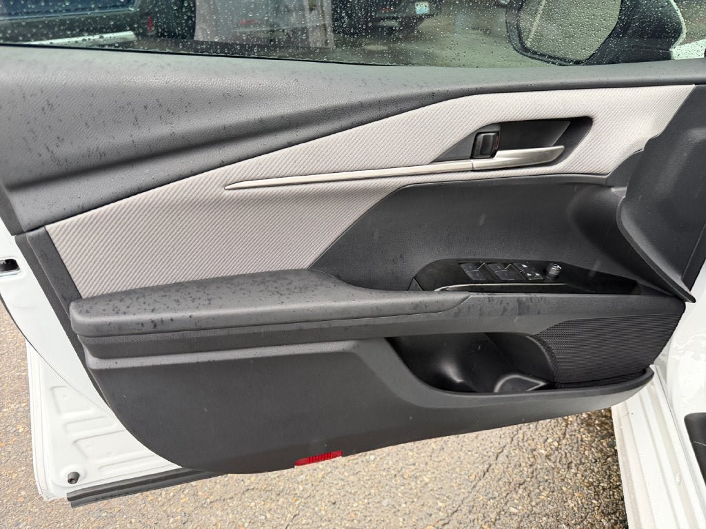 Used 2026 Toyota Camry SE FWD image 20