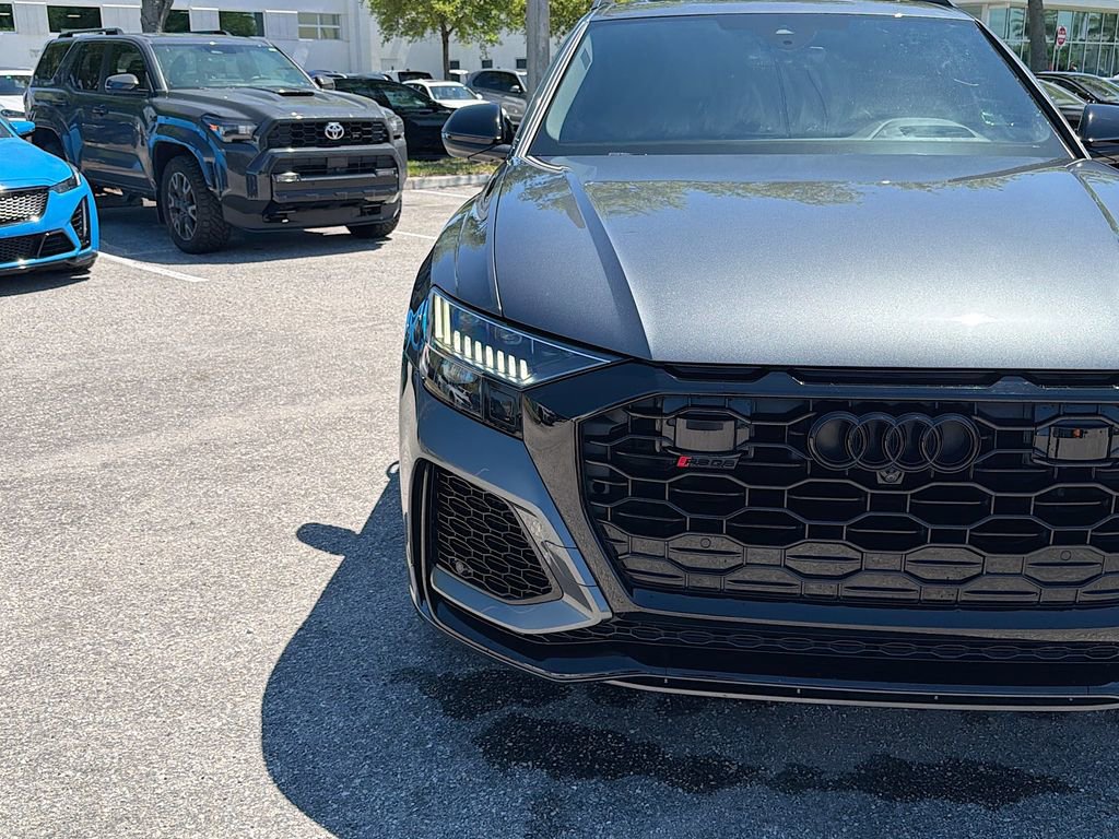 Used 2023 Audi RS Q8 image 10