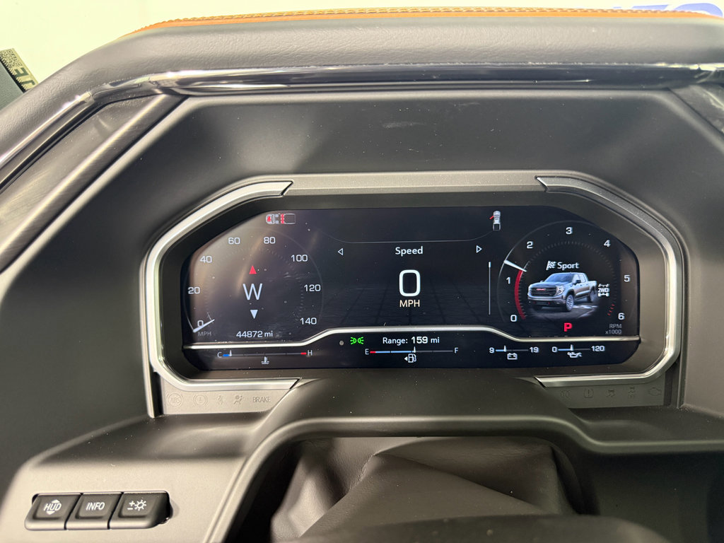 Used 2024 GMC Sierra 1500 AT4 w/ Technology Package image 30