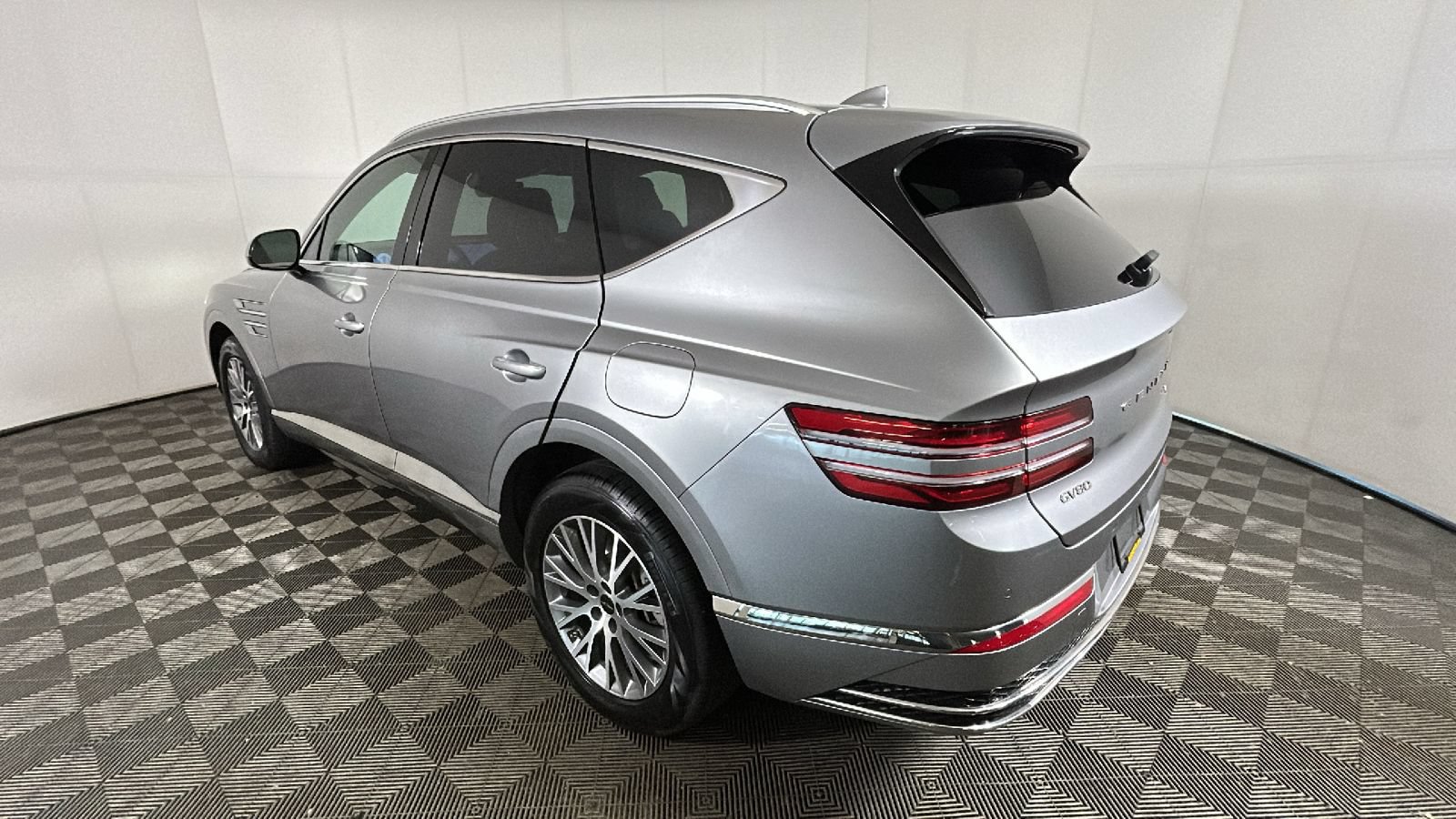 Used 2025 Genesis GV80 2.5T Standard AWD/4WD image 5