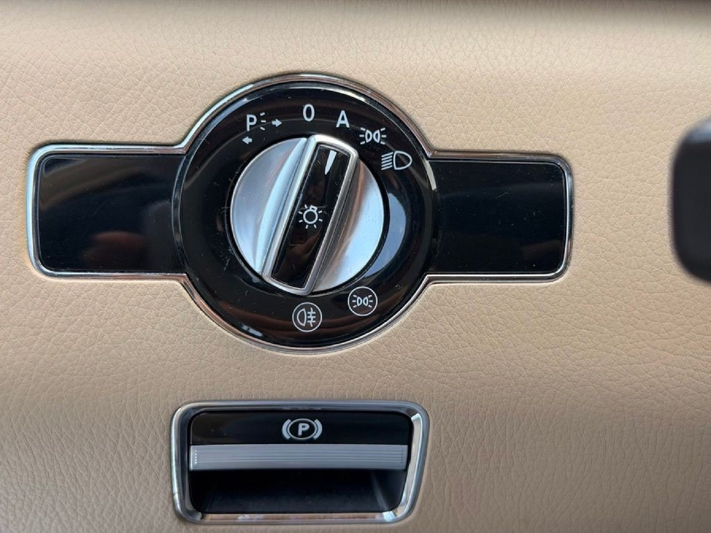 Used 2010 Mercedes-Benz S 550 4MATIC image 18