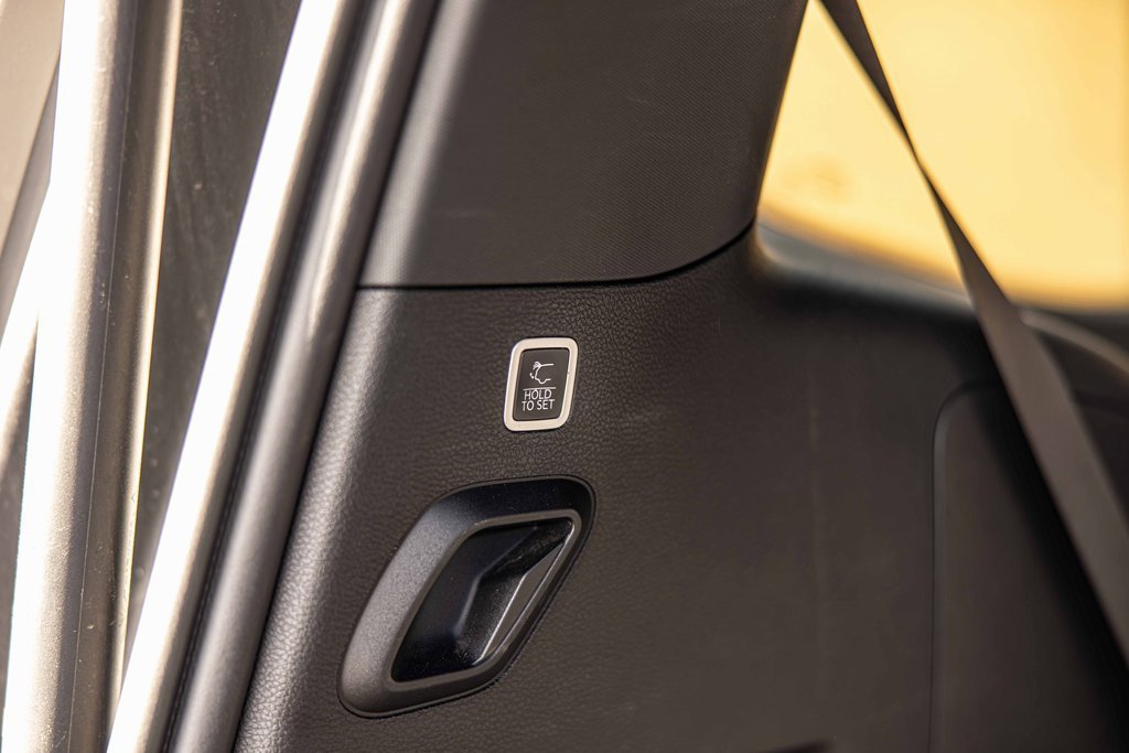 Used 2022 Jeep Wagoneer Series II w/ Premium Group I image 16