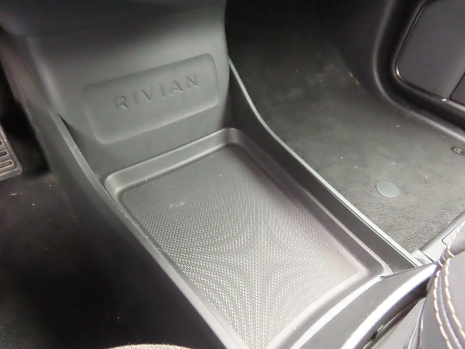 Used 2025 Rivian R1T Adventure AWD/4WD image 25