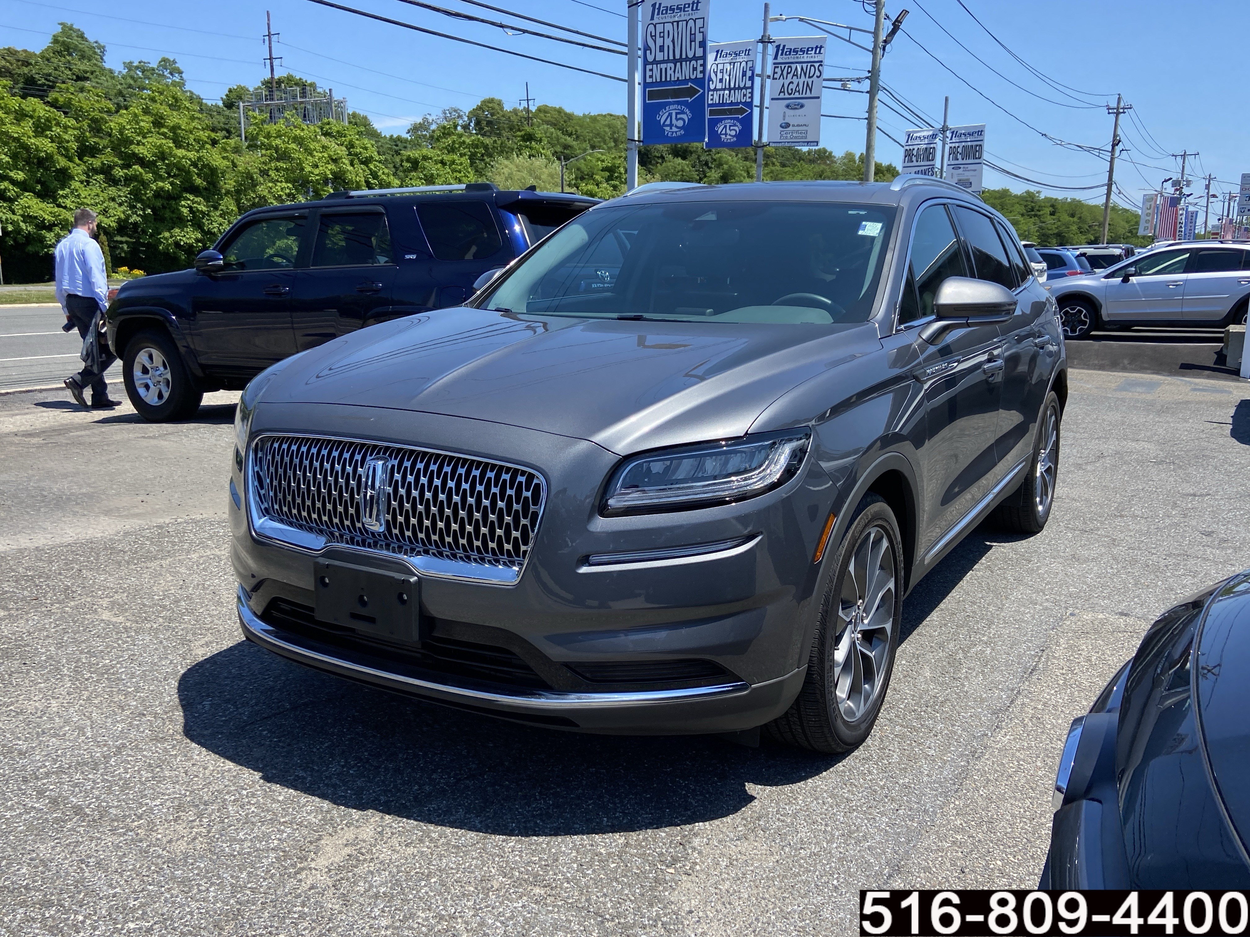 Used 2023 Lincoln Nautilus Reserve AWD/4WD image 8