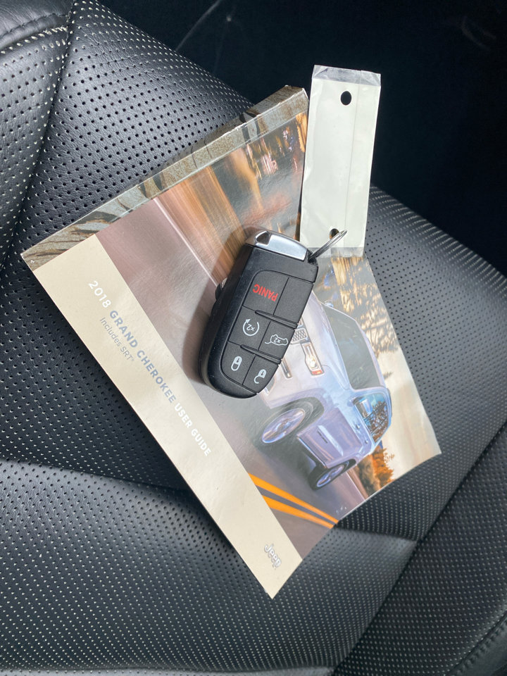 Used 2018 Jeep Grand Cherokee Trailhawk w/ Trailhawk Luxury Group image 25