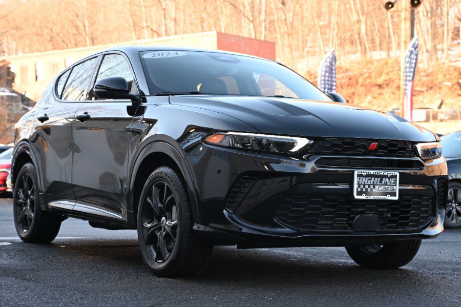 Used 2024 Dodge Hornet R/T w/ R/T Blacktop Package image 7