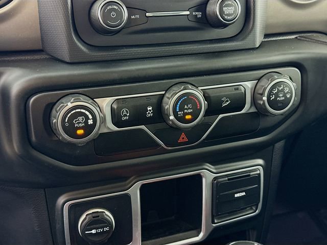 Used 2018 Jeep Wrangler Sport AWD/4WD image 15