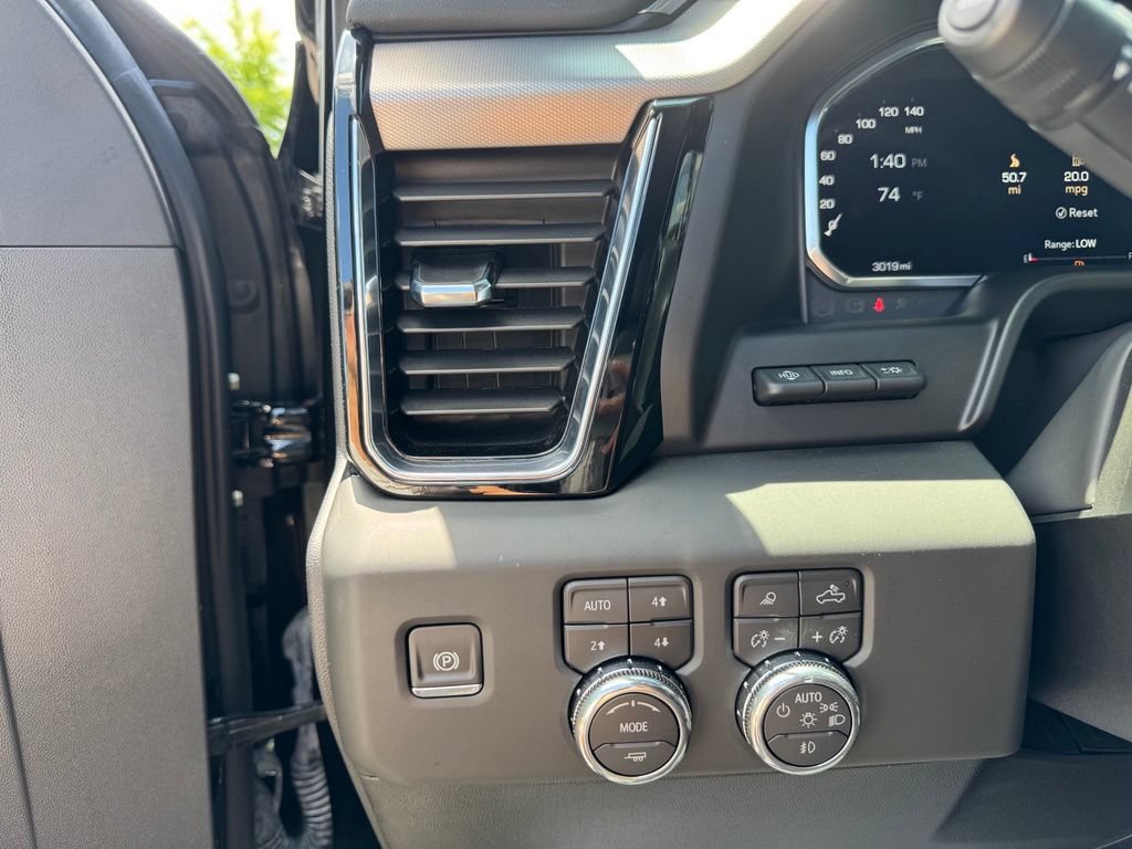 Used 2026 GMC Sierra 1500 Denali w/ Denali Reserve Package AWD/4WD image 11