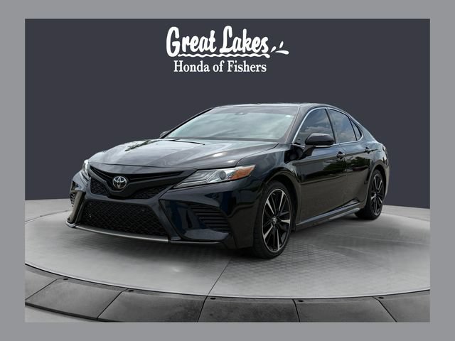 Used 2018 Toyota Camry XSE FWD image 1