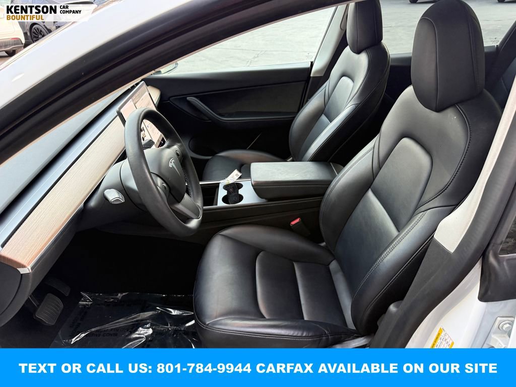 Used 2022 Tesla Model Y Long Range image 23