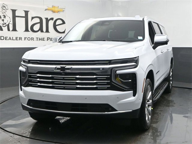 New 2026 Chevrolet Suburban Premier image 7