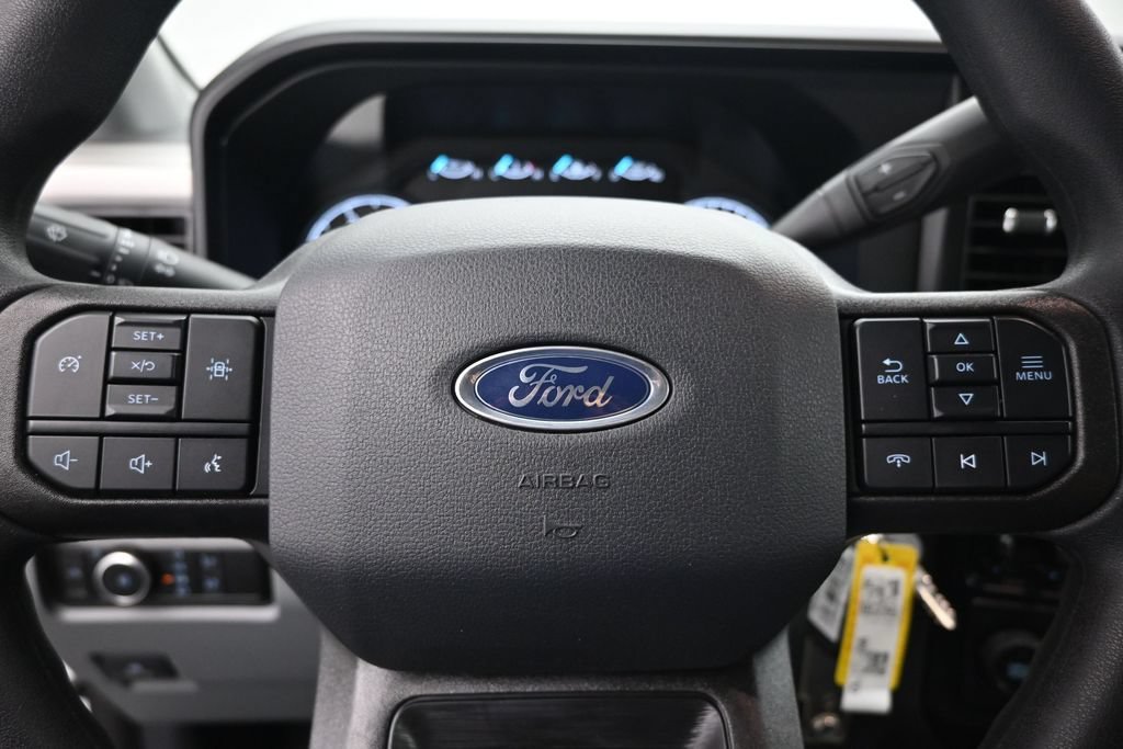 New 2026 Ford F350 XL w/ XL Chrome Package RWD image 10