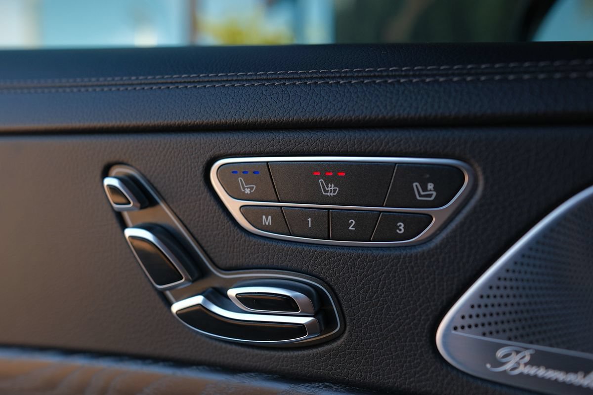 Used 2020 Mercedes-Benz S 560 Sedan image 11