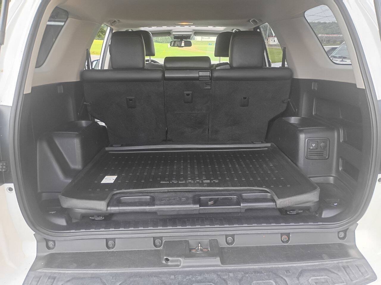 Used 2015 Toyota 4Runner Trail Premium AWD/4WD image 22
