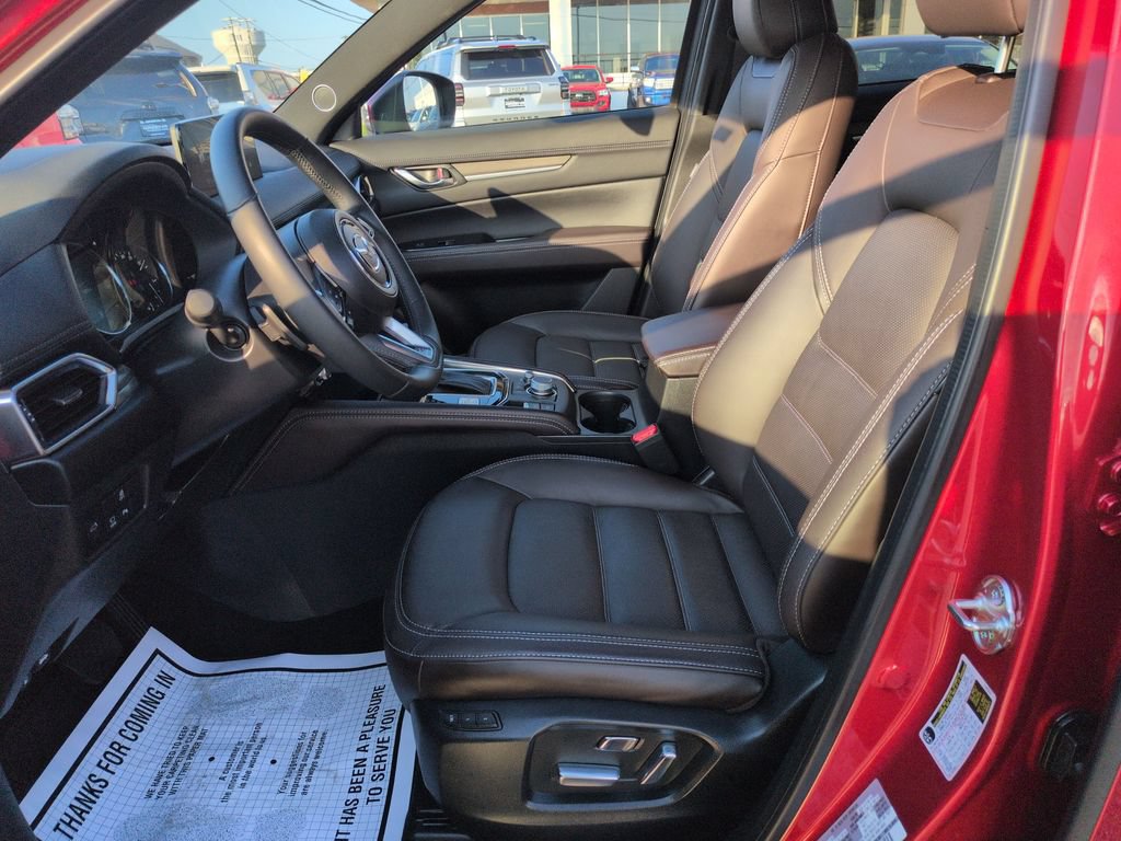 Used 2025 MAZDA CX-5 Signature AWD/4WD image 9