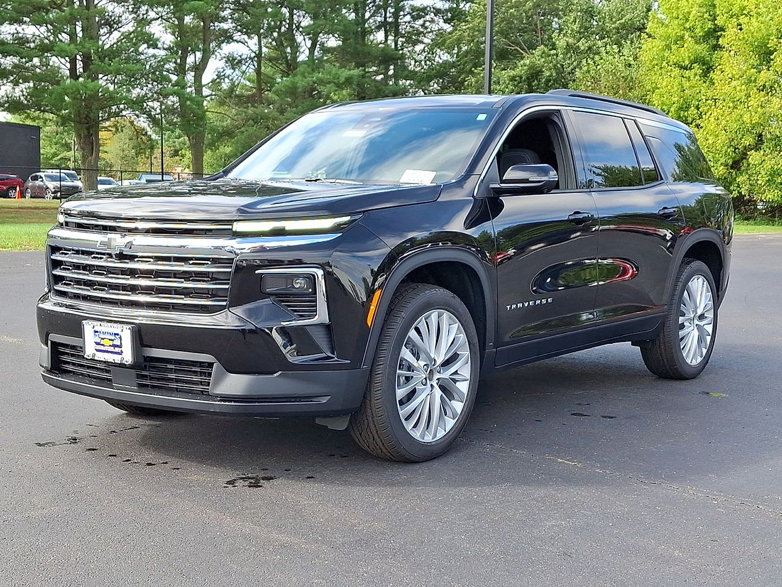 New 2027 Chevrolet Traverse LT w/ Driver Confidence Package AWD/4WD image 10
