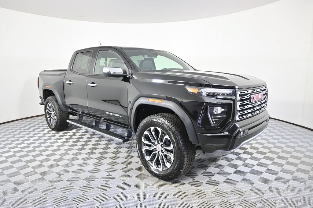 Used 2026 GMC Canyon Denali AWD/4WD image 10