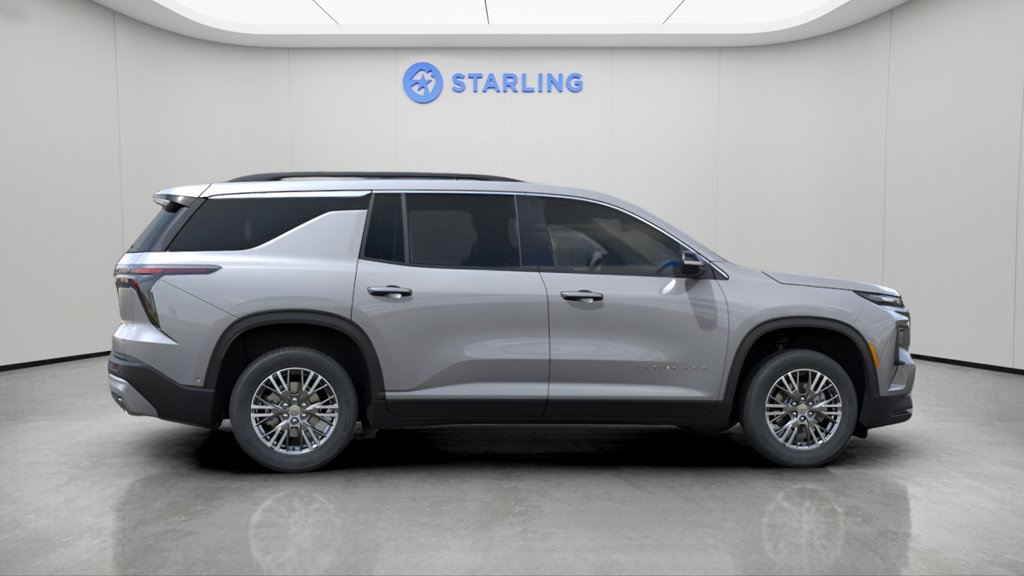 Used 2026 Chevrolet Traverse LT FWD image 5