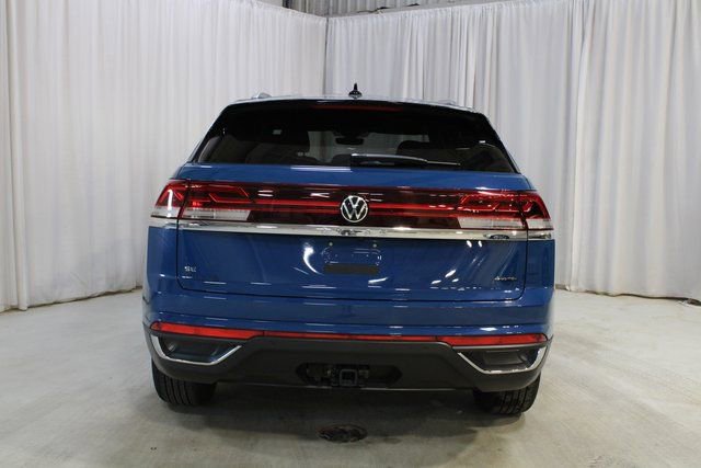 Used 2025 Volkswagen Atlas Cross Sport SE image 24